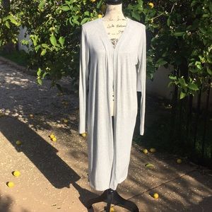 Athleta Grey Camino Wrap - Size M NWT